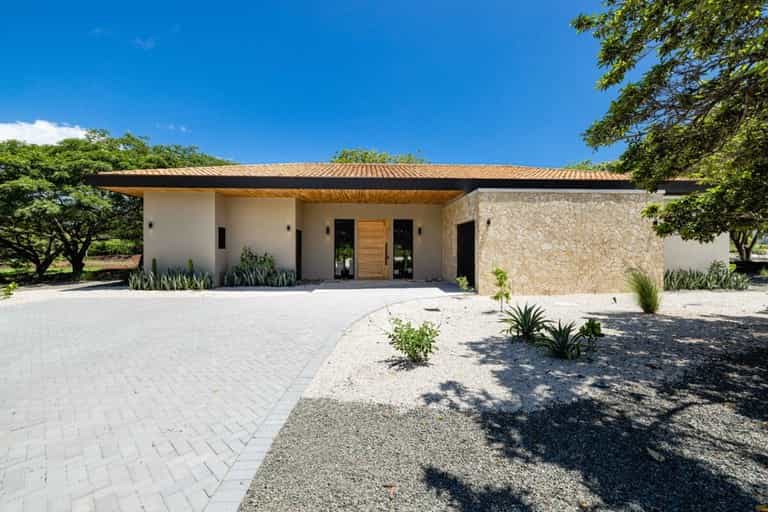 House in Angeles, Guanacaste 10826795