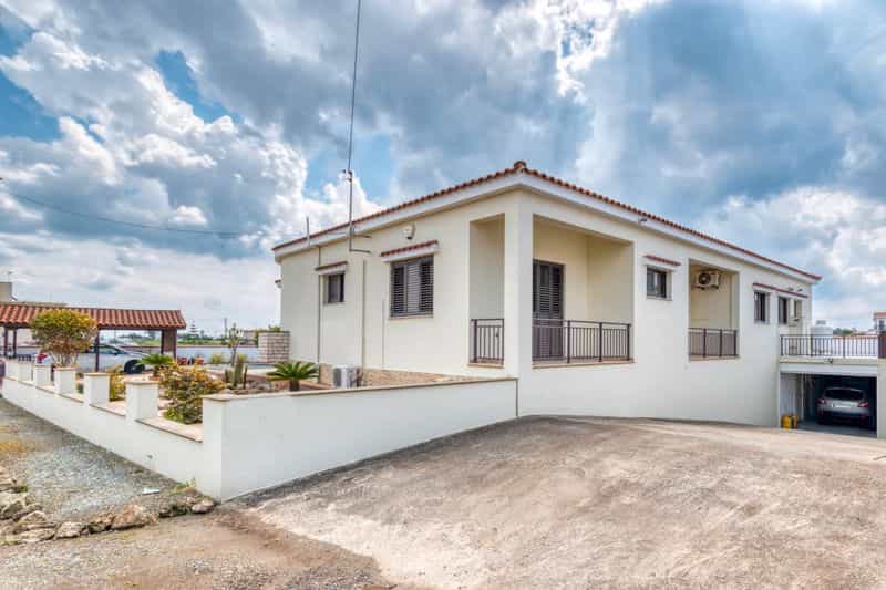 House in Xylofagou, Famagusta 10826903