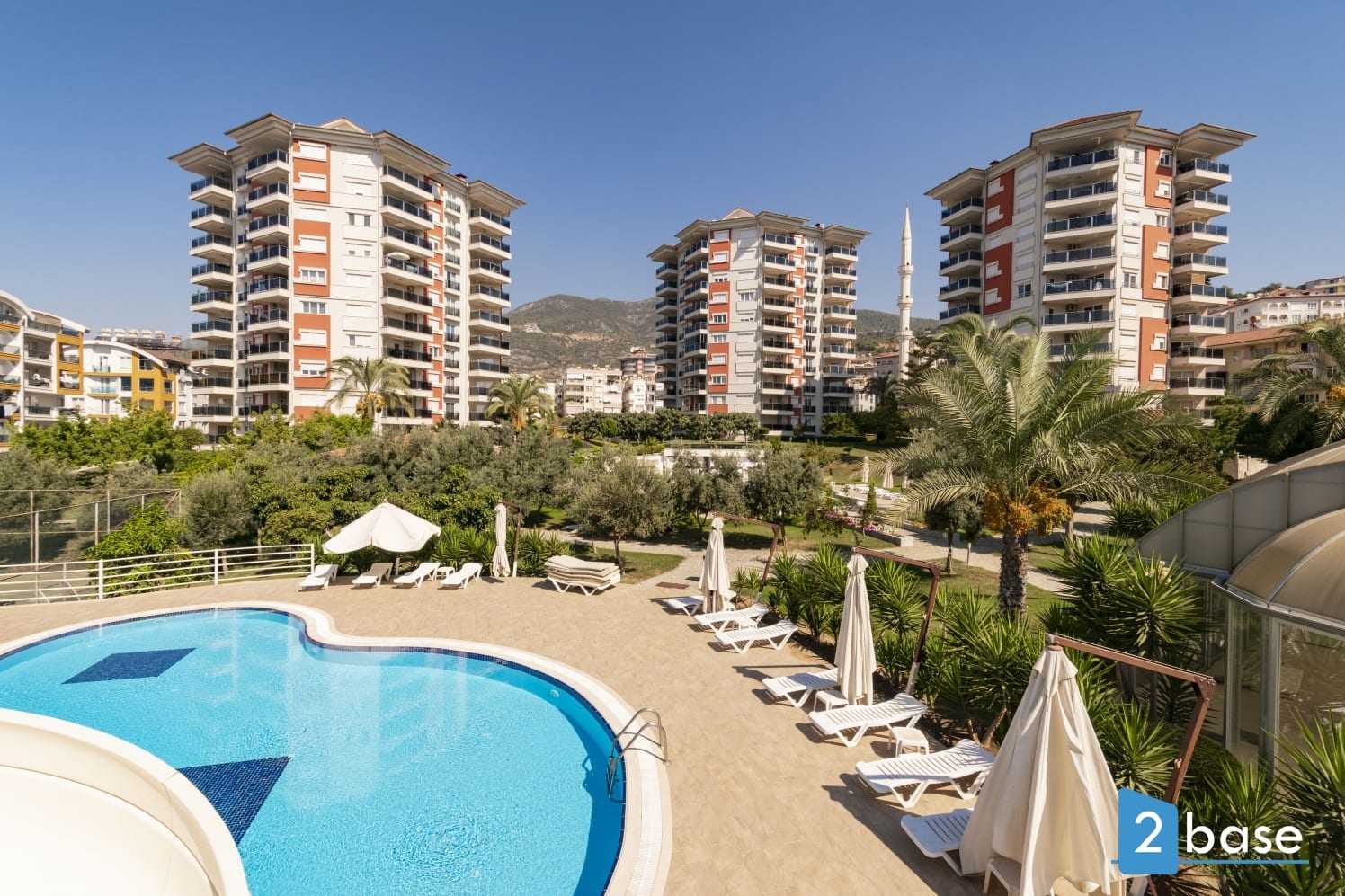 Condominium in Alanya, Antalya 10826910