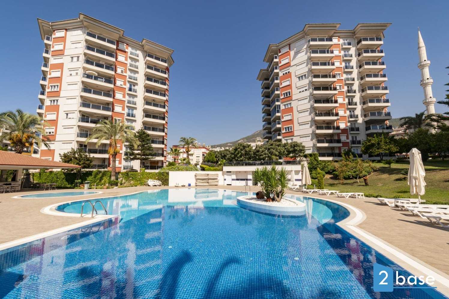 Condominium in Alanya, Antalya 10826910
