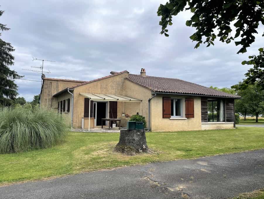 Hus i Monpazier, Nouvelle-Aquitaine 10827043