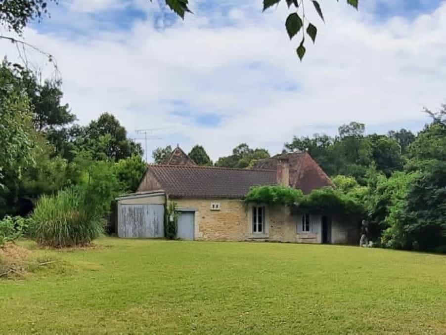 House in Bergerac, Nouvelle-Aquitaine 10827046