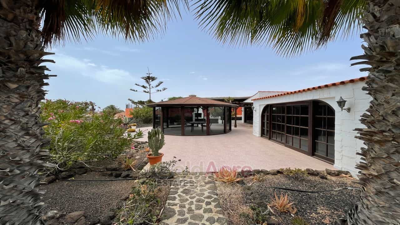 House in Parque Holandés, Canarias 10827366