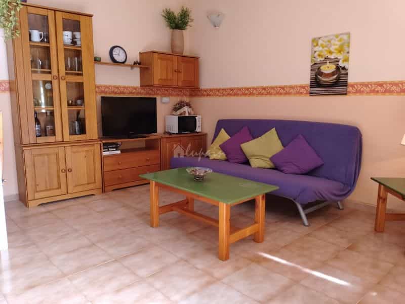 Condominium in Las Galletas, Canary Islands 10827374