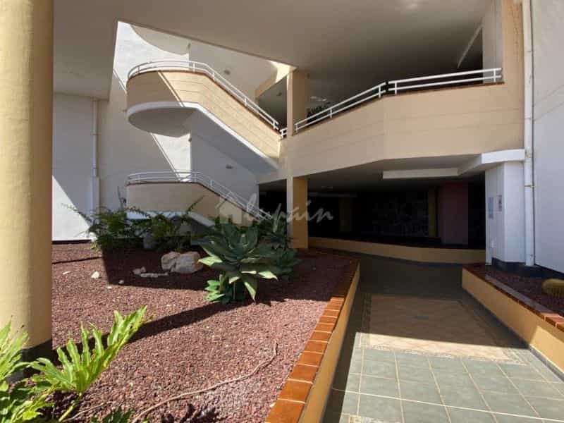 Condominium in Costa Adeje, Canarias 10827446