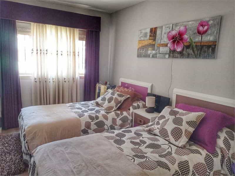 Condominium in Los Abrigos, Canarias 10827451