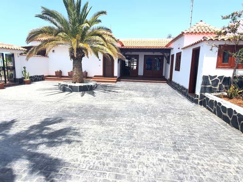 Будинок в Puerto de Santiago, Canary Islands 10827494