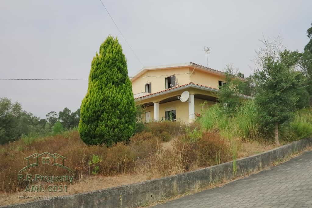жилой дом в Miranda do Corvo, Coimbra District 10827609