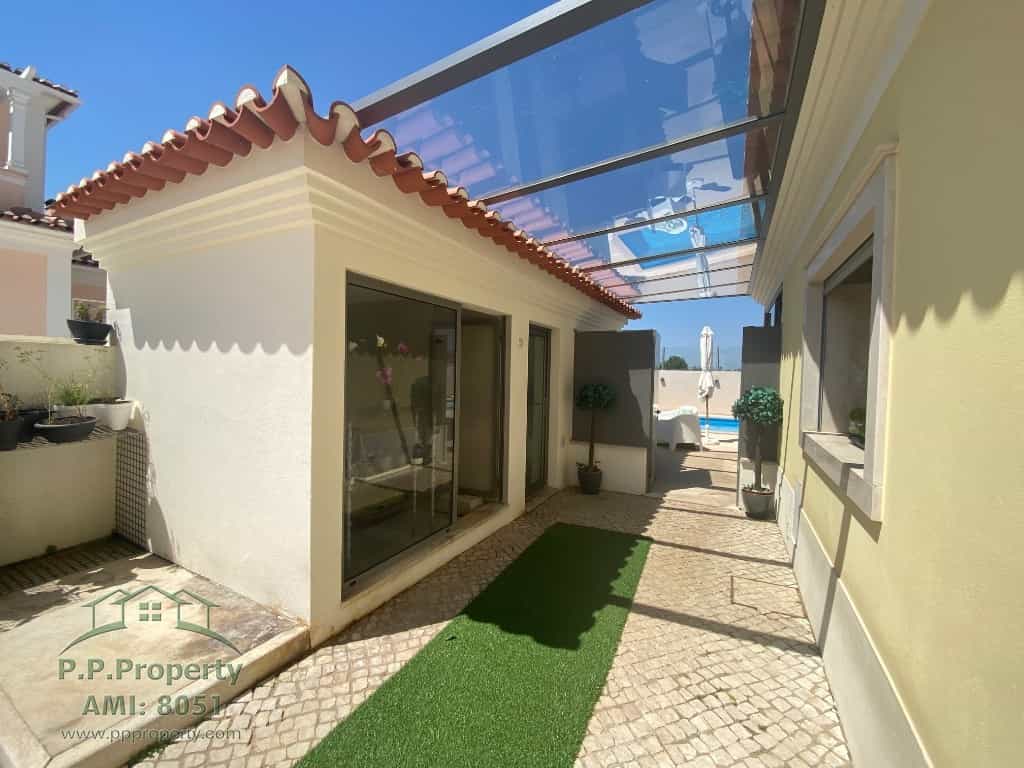 σπίτι σε Caldas da Rainha, Leiria District 10827618
