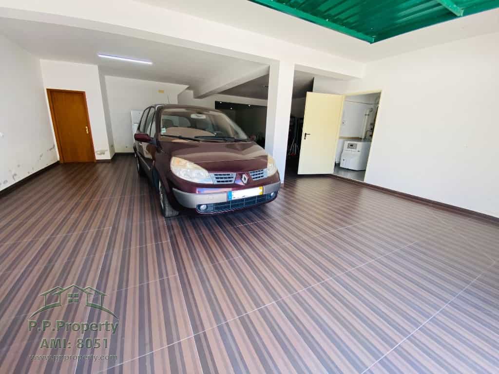 بيت في Alcobaça, Leiria District 10827668