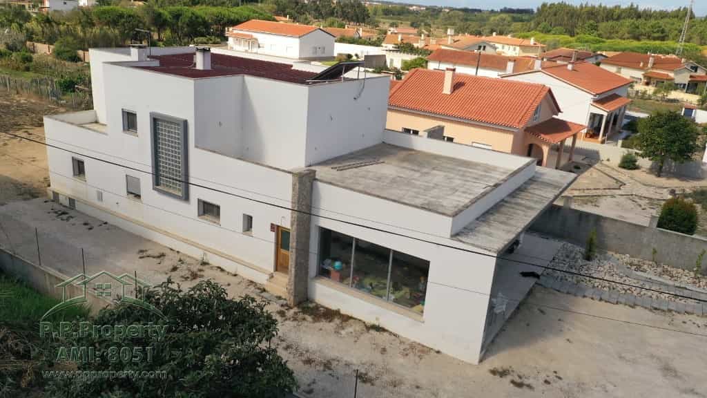 Hus i Caldas da Rainha, Leiria District 10827762