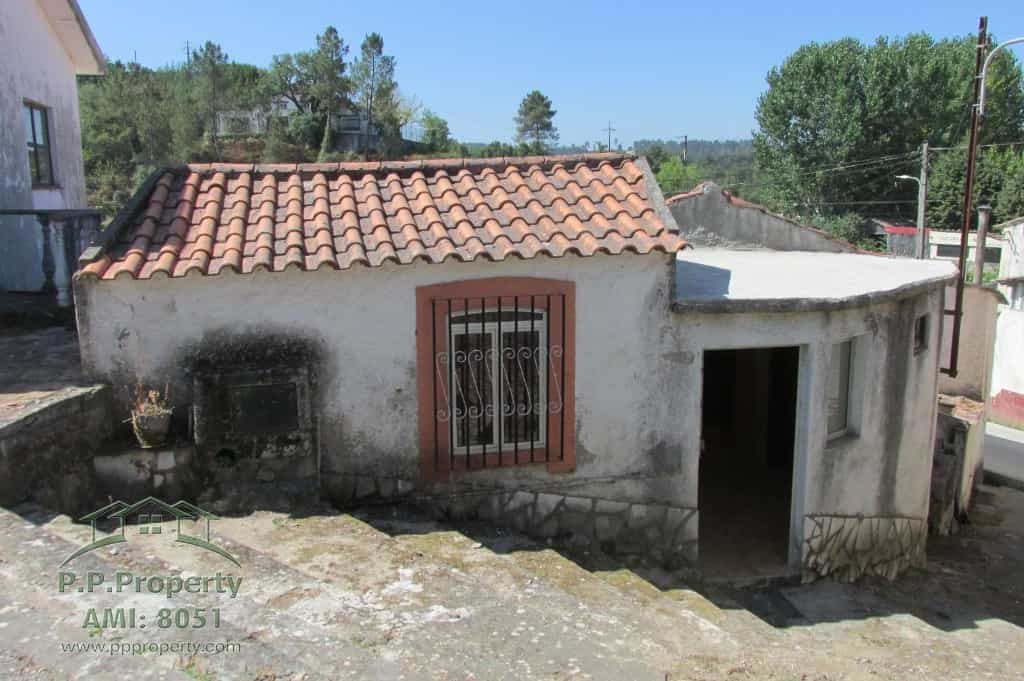 жилой дом в Lousã, Coimbra District 10827824