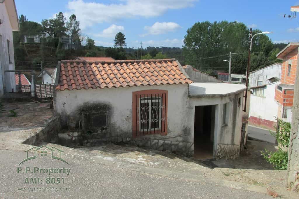 House in Flor da Rosa, Coimbra 10827824