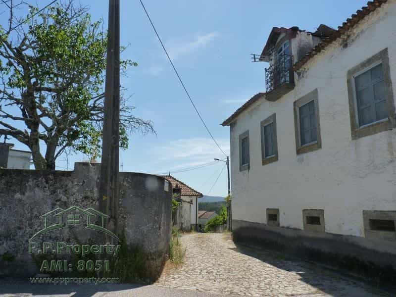 Hus i Pedrogao Grande, Leiria 10827877