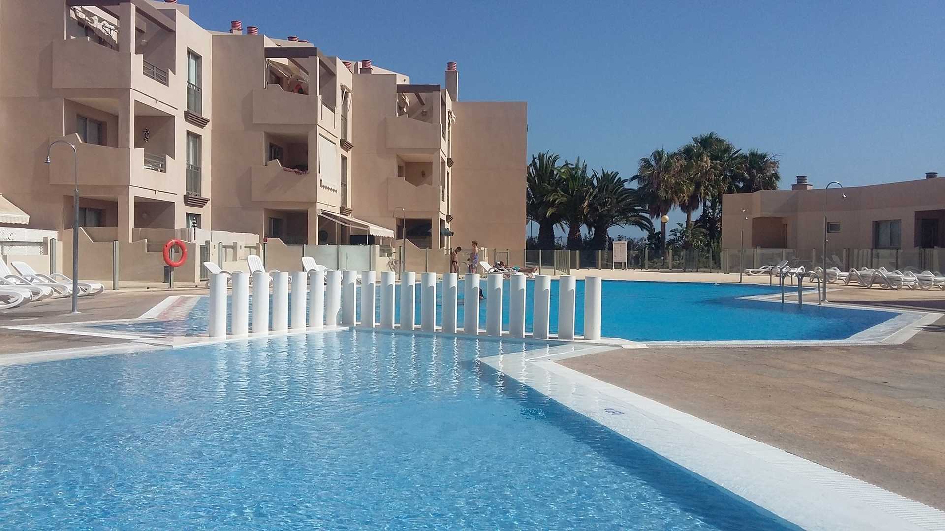 Condominium in La Tejita, Canarias 10827920