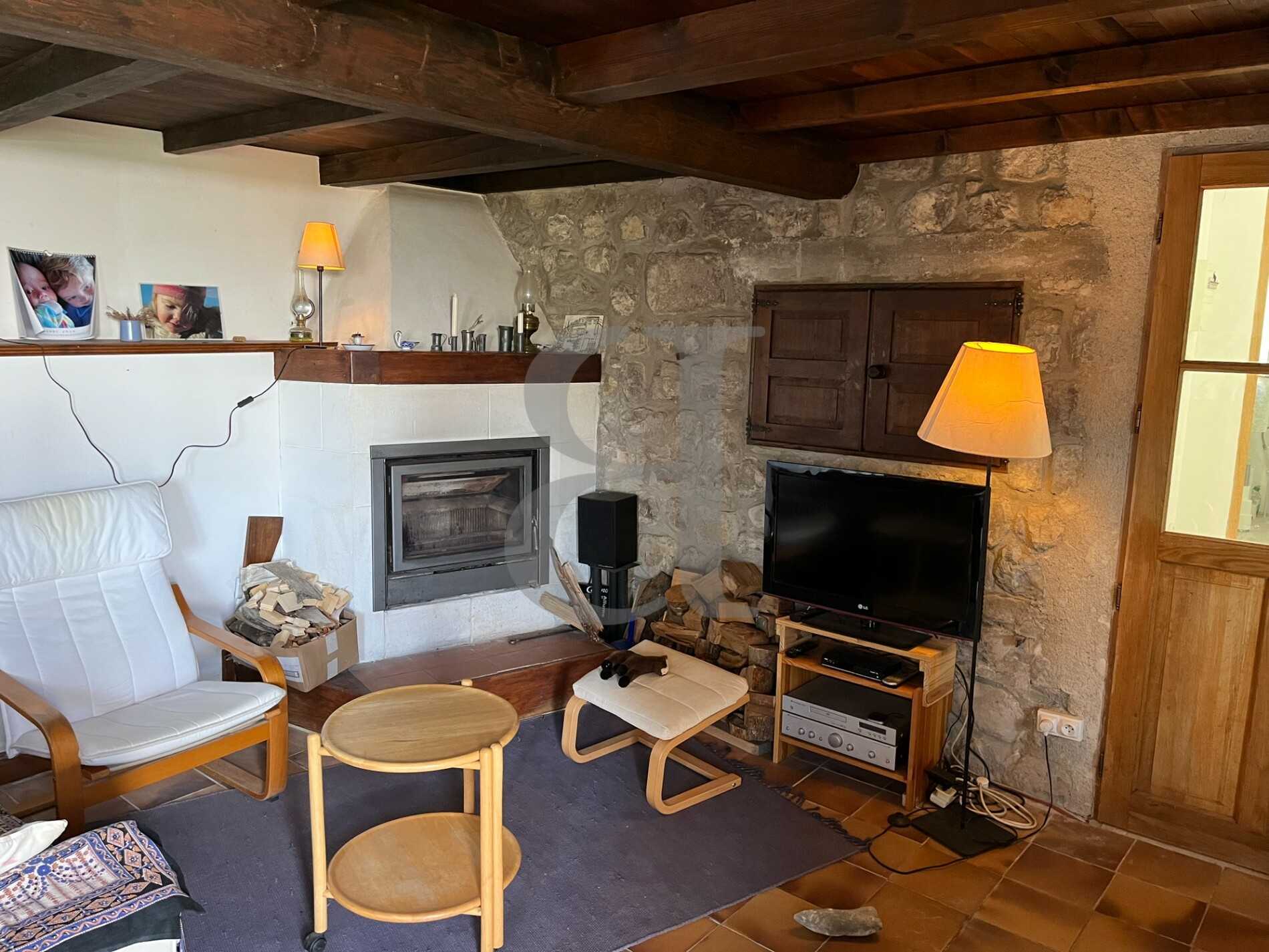 Talo sisään Nyons, Auvergne-Rhône-Alpes 10827949