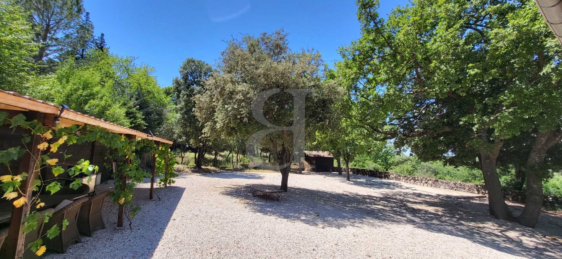 House in Bedoin, Provence-Alpes-Cote d'Azur 10827954