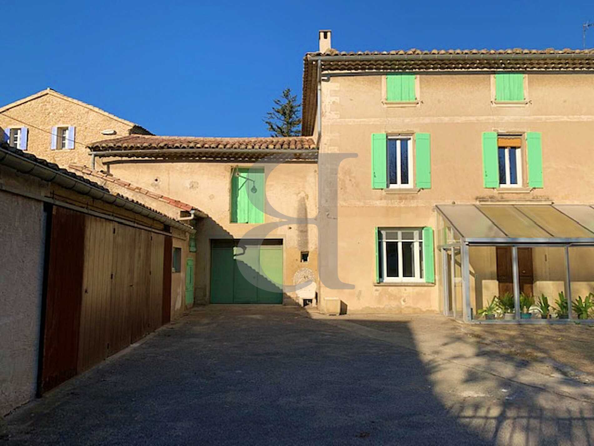 Hus i Vaison-la-Romaine, Provence-Alpes-Cote d'Azur 10827985