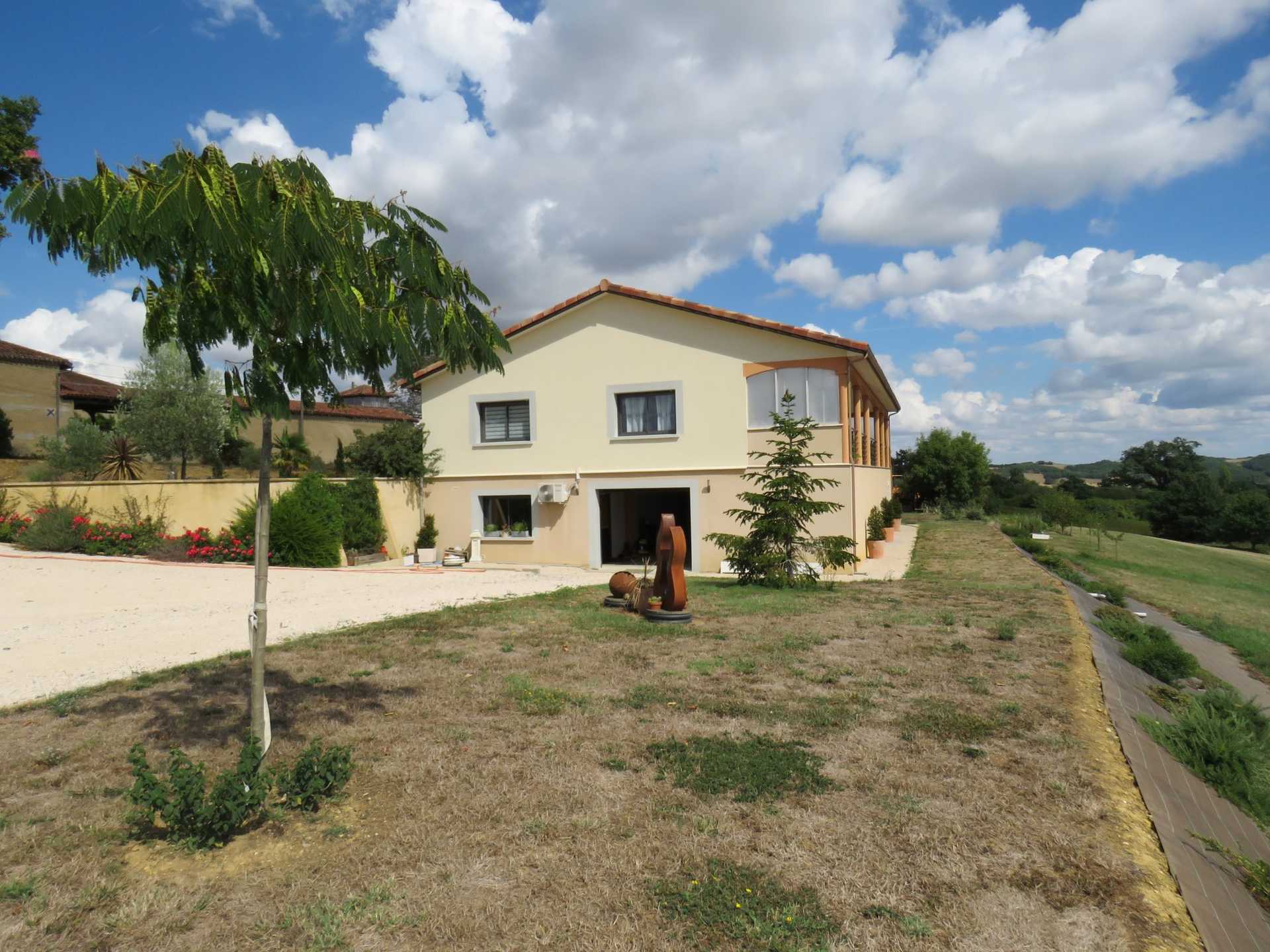 House in Masseube, Occitanie 10828084
