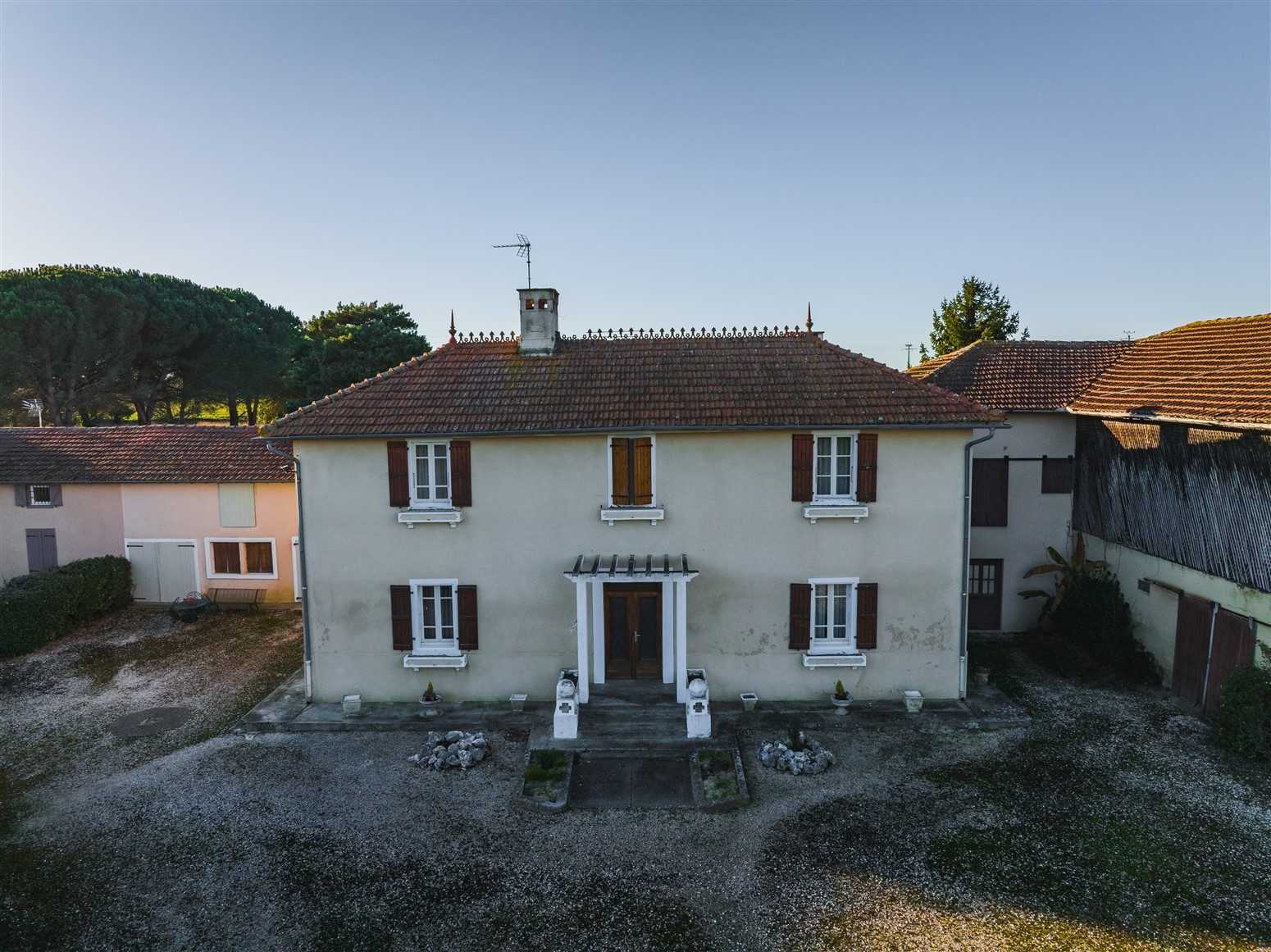 Condominium in Masseube, Occitanie 10828121