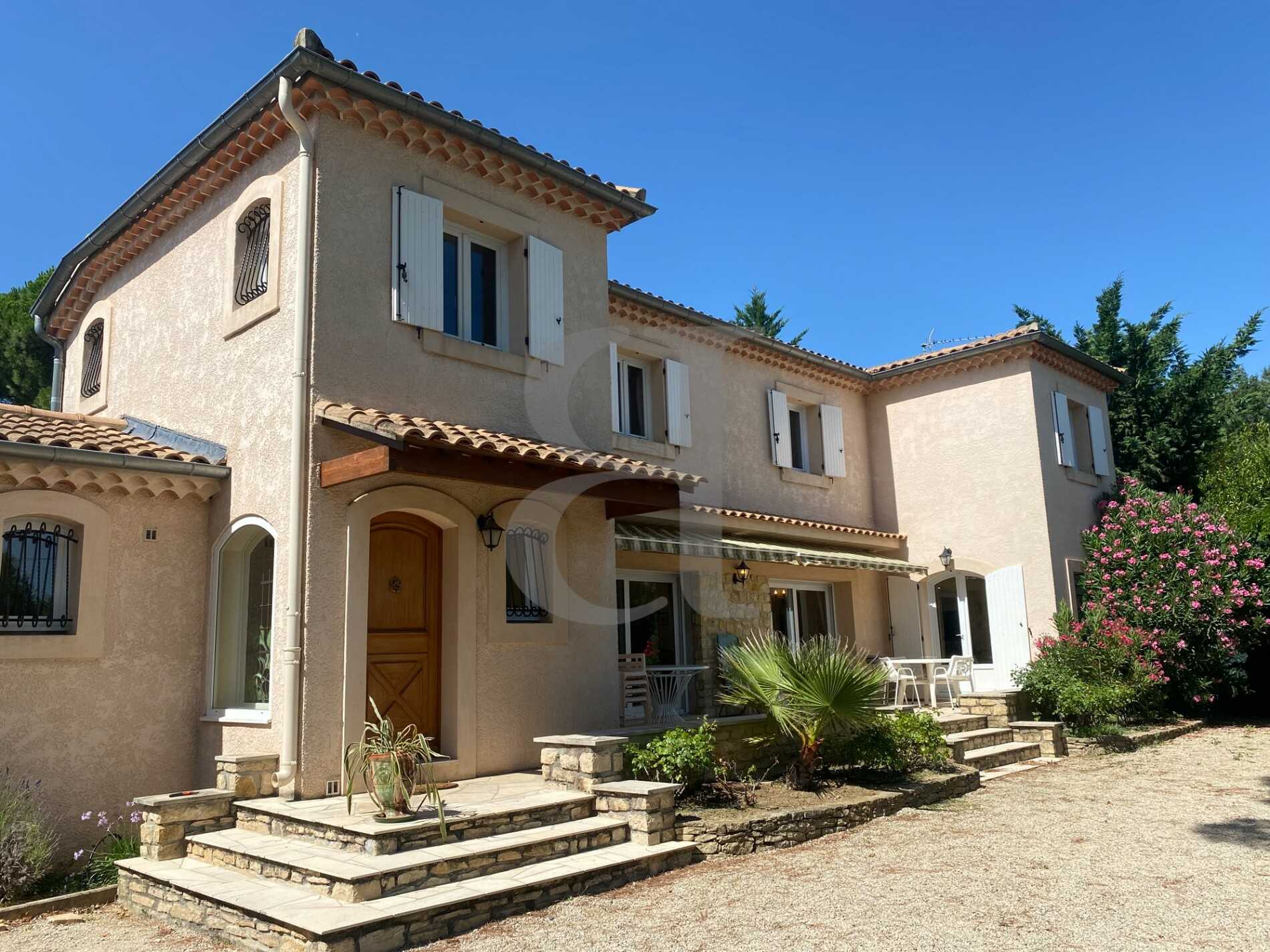 σπίτι σε Valréas, Provence-Alpes-Côte d'Azur 10828169