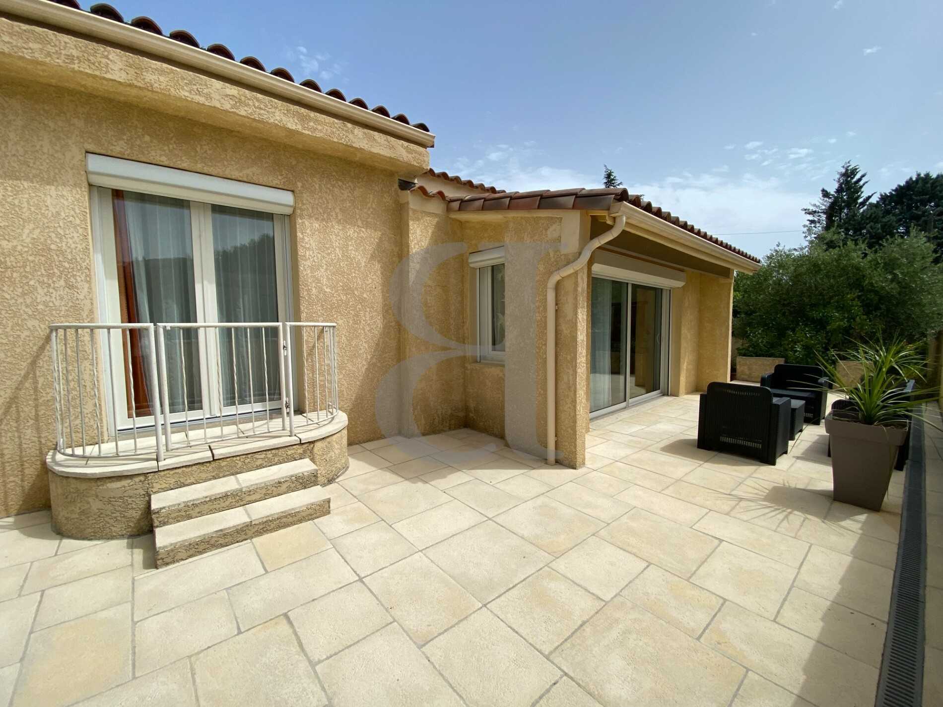 Huis in Robion, Provence-Alpes-Côte d'Azur 10828176