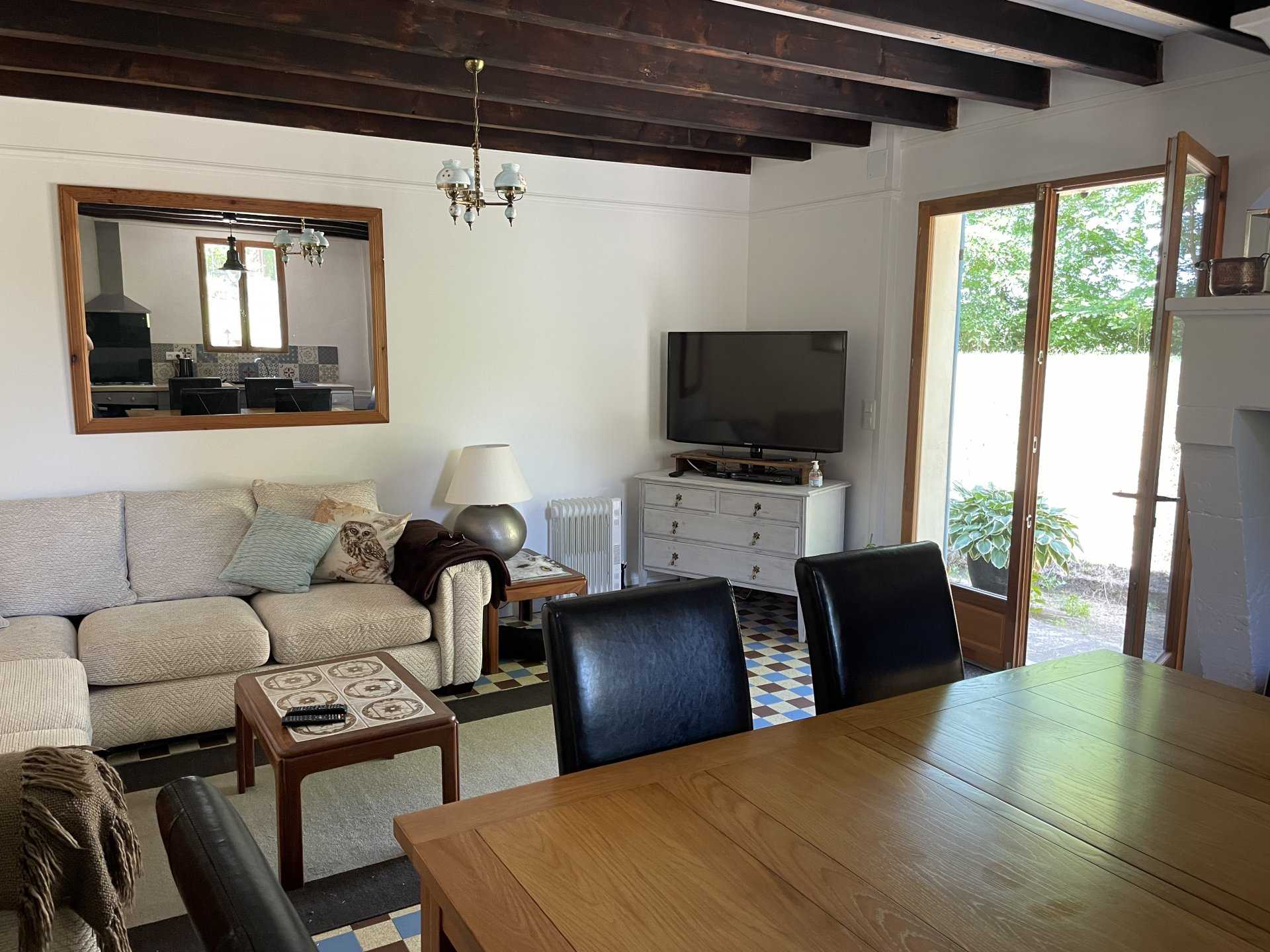 House in Saint-Aulaye, Nouvelle-Aquitaine 10828248