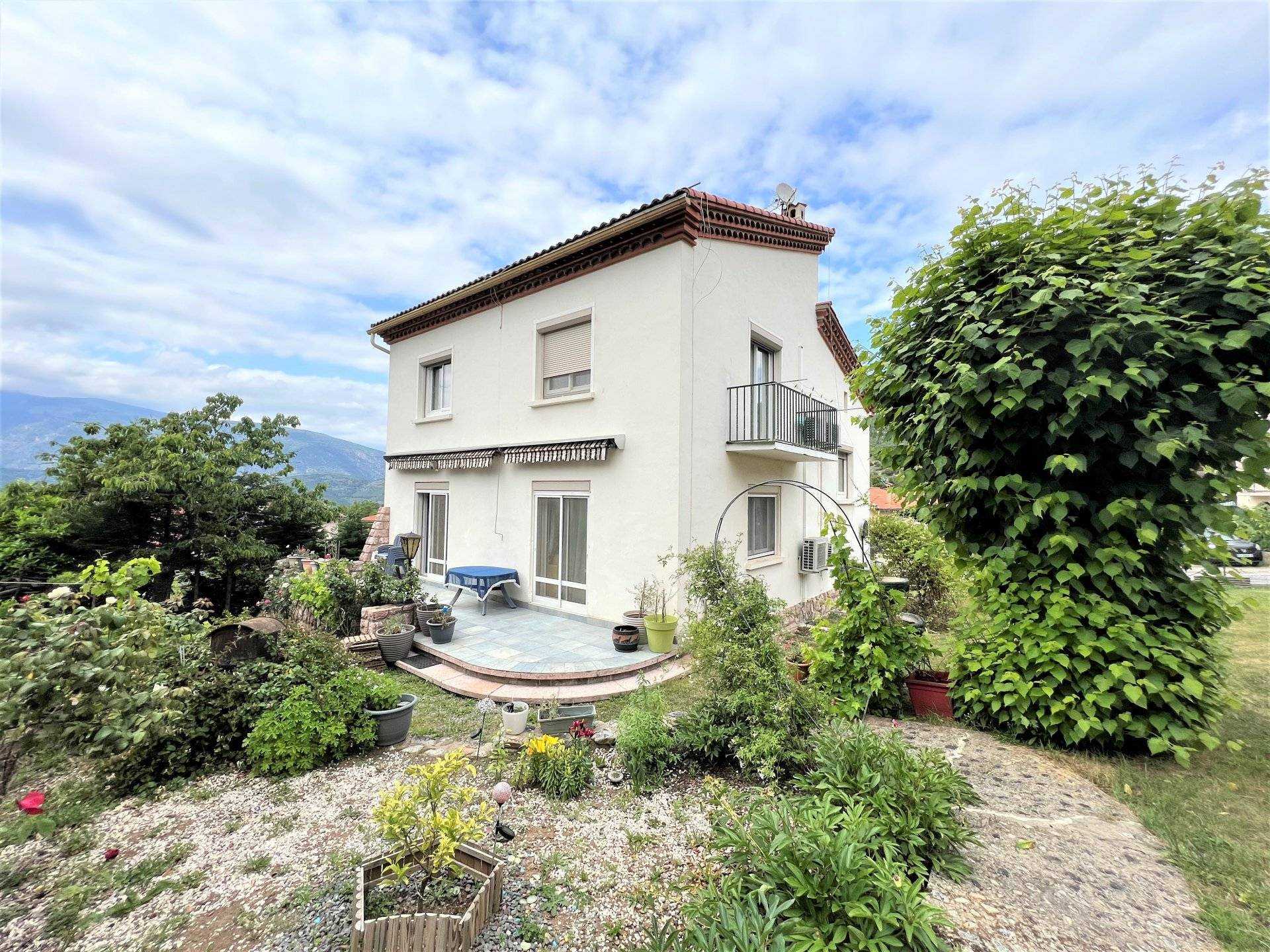 House in Vernet-les-Bains, Occitanie 10828381