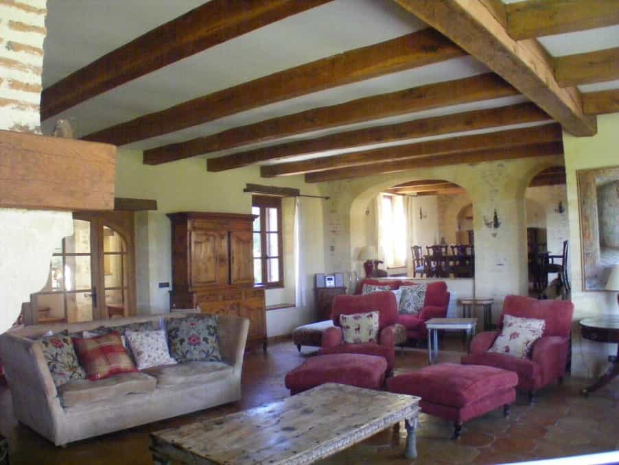 Dom w Montagnac-sur-Lède, Nouvelle-Aquitaine 10828418