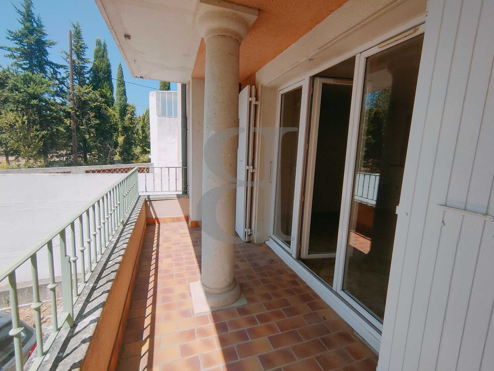 公寓 在 Vaison-la-Romaine, Provence-Alpes-Côte d'Azur 10828545