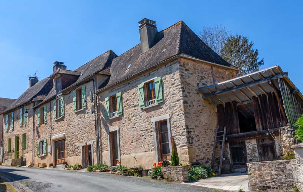 σπίτι σε Sarrazac, Nouvelle-Aquitaine 10828600