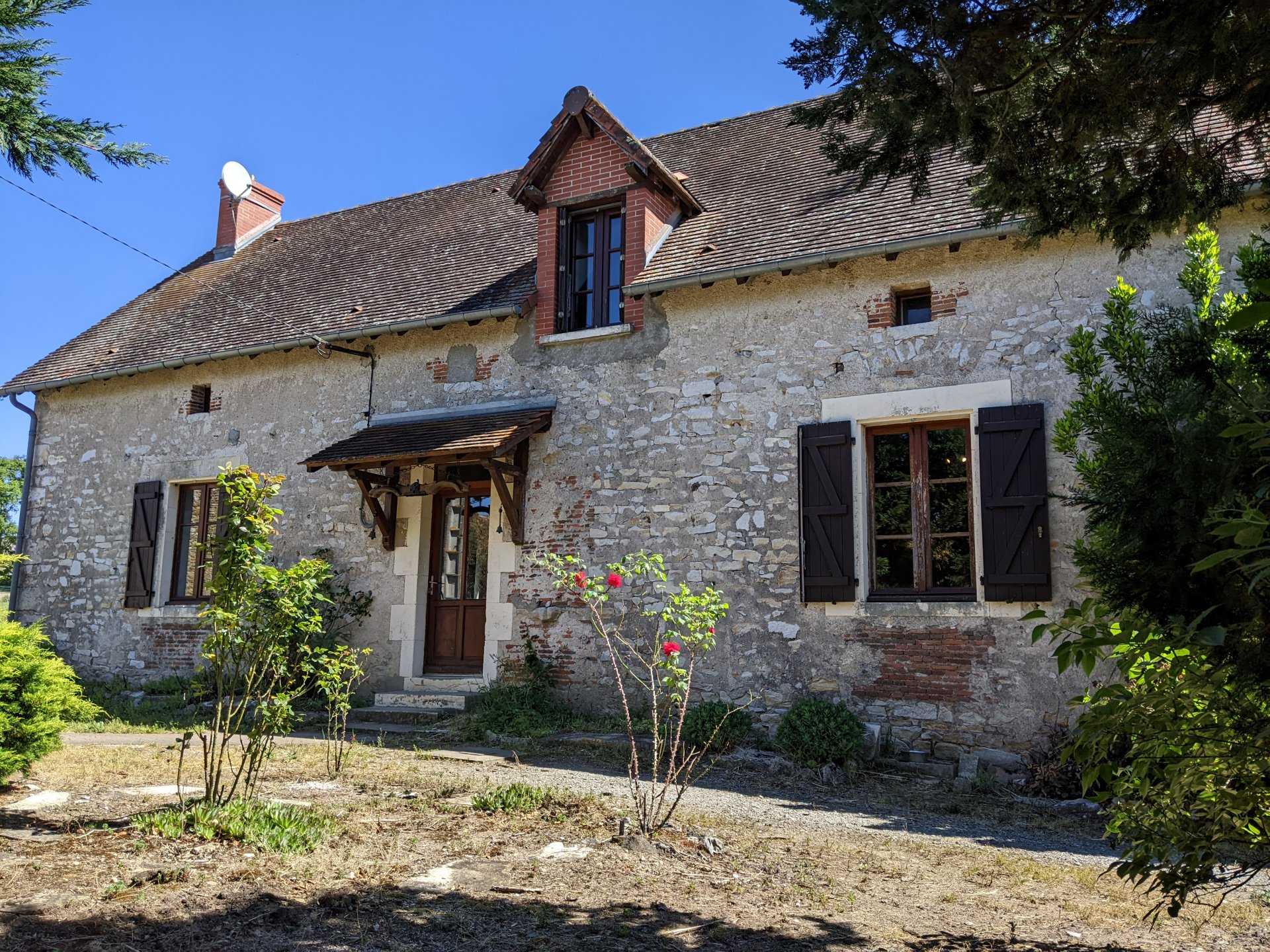 Casa nel Brigueil-le-Chantre, Nuova Aquitania 10828669
