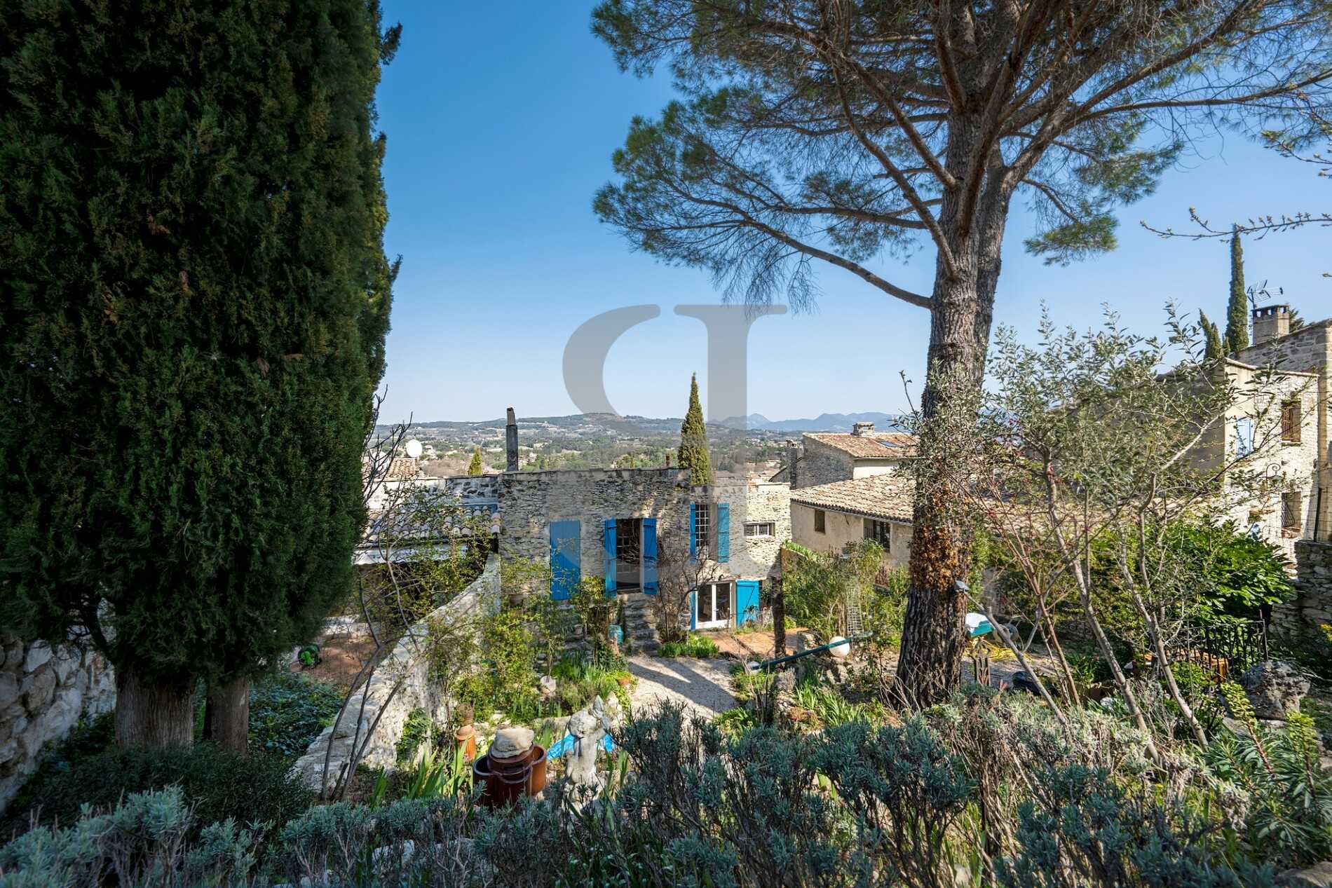 Haus im Vaison-la-Romaine, Provence-Alpes-Côte d'Azur 10828682
