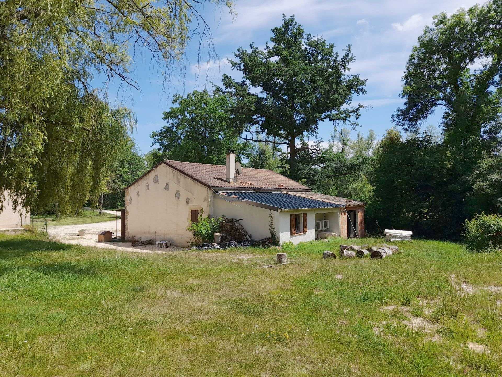 Rumah di Paulhiac, Nouvelle-Aquitaine 10828708