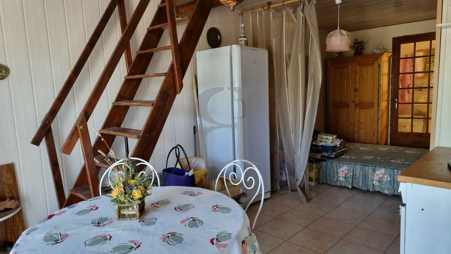 Rumah di Mazan, Provence-Alpes-Côte d'Azur 10828835