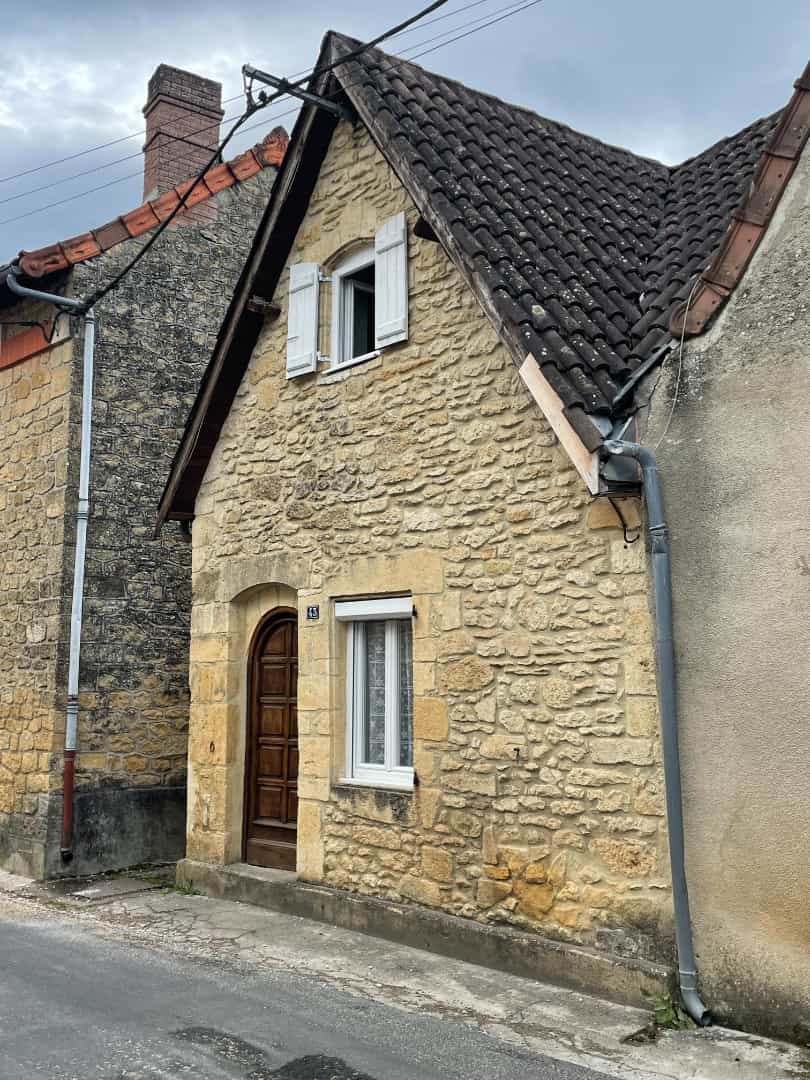 σπίτι σε Aubas, Nouvelle-Aquitaine 10828863