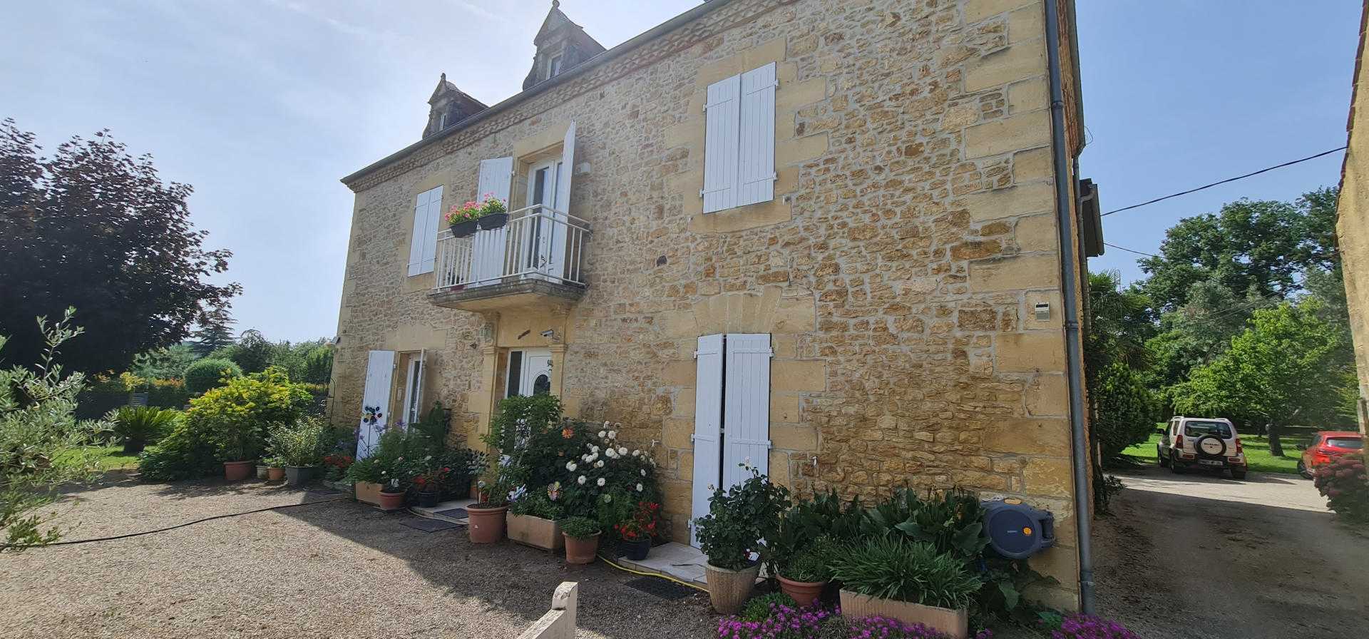Rumah di Vitrak, Nouvelle-Aquitaine 10828966