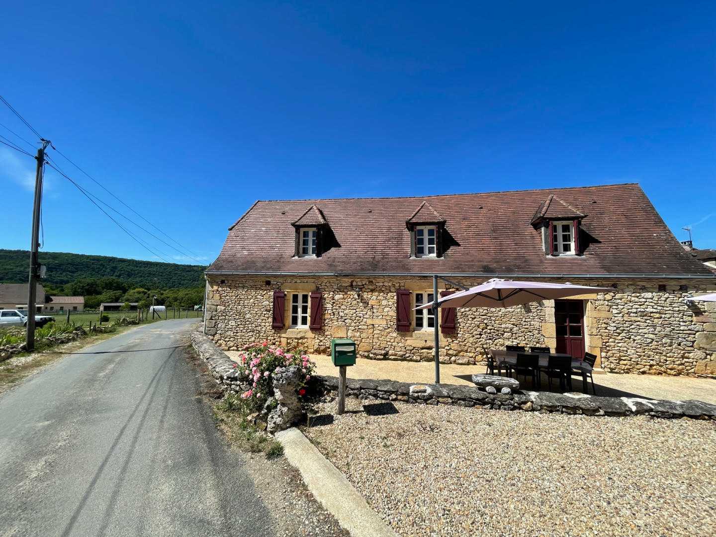 σπίτι σε Aubas, Nouvelle-Aquitaine 10828972