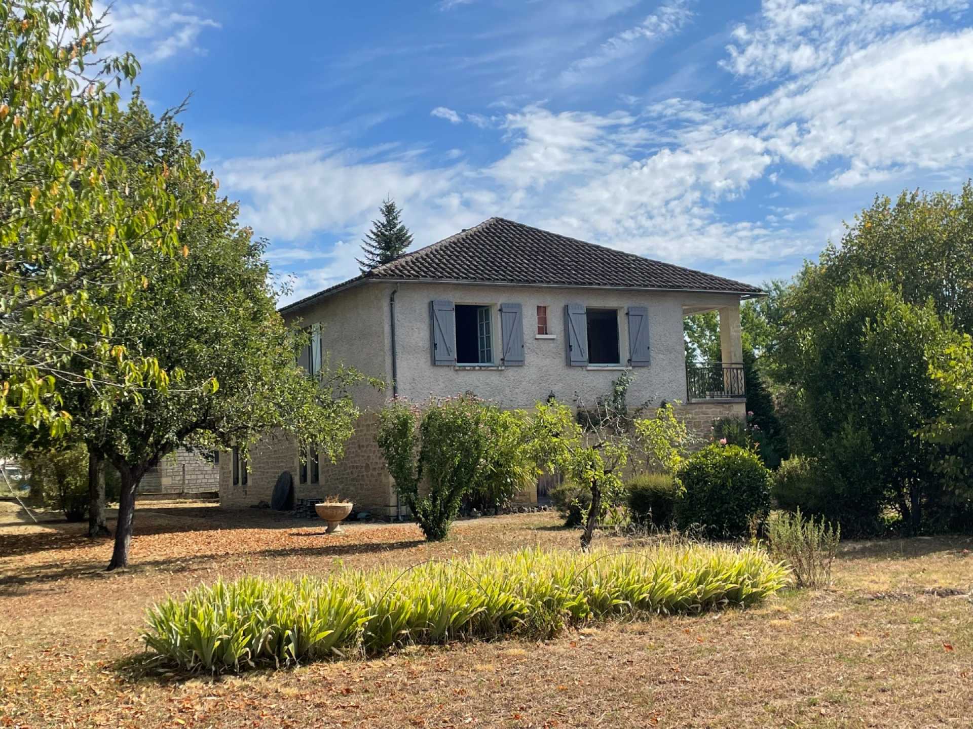 House in Montignac, Nouvelle-Aquitaine 10829052