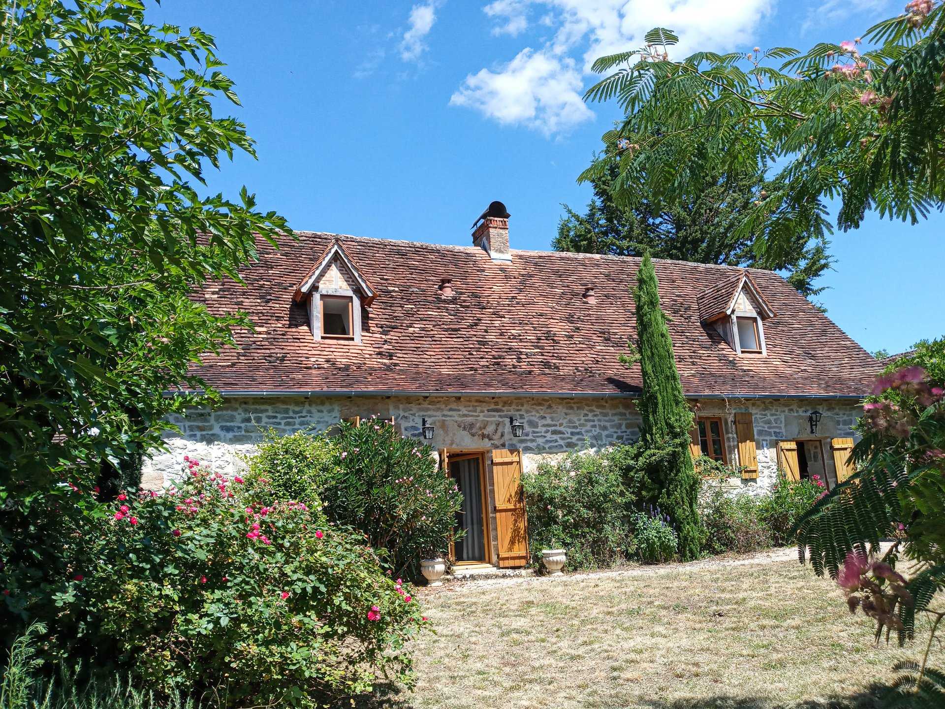 Huis in Lacapelle-Marival, Occitanië 10829067