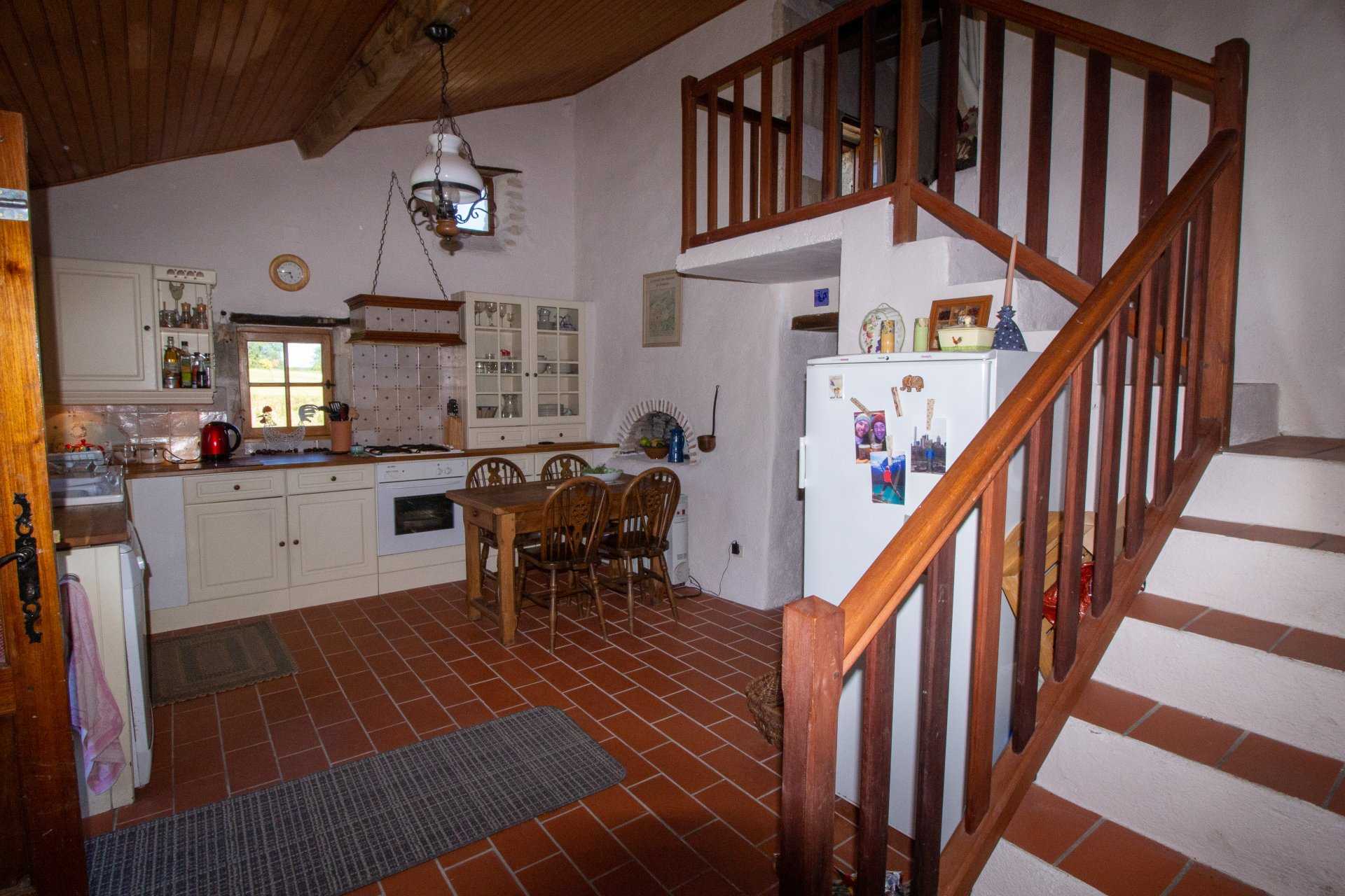 rumah dalam Verteillac, Nouvelle-Aquitaine 10829082