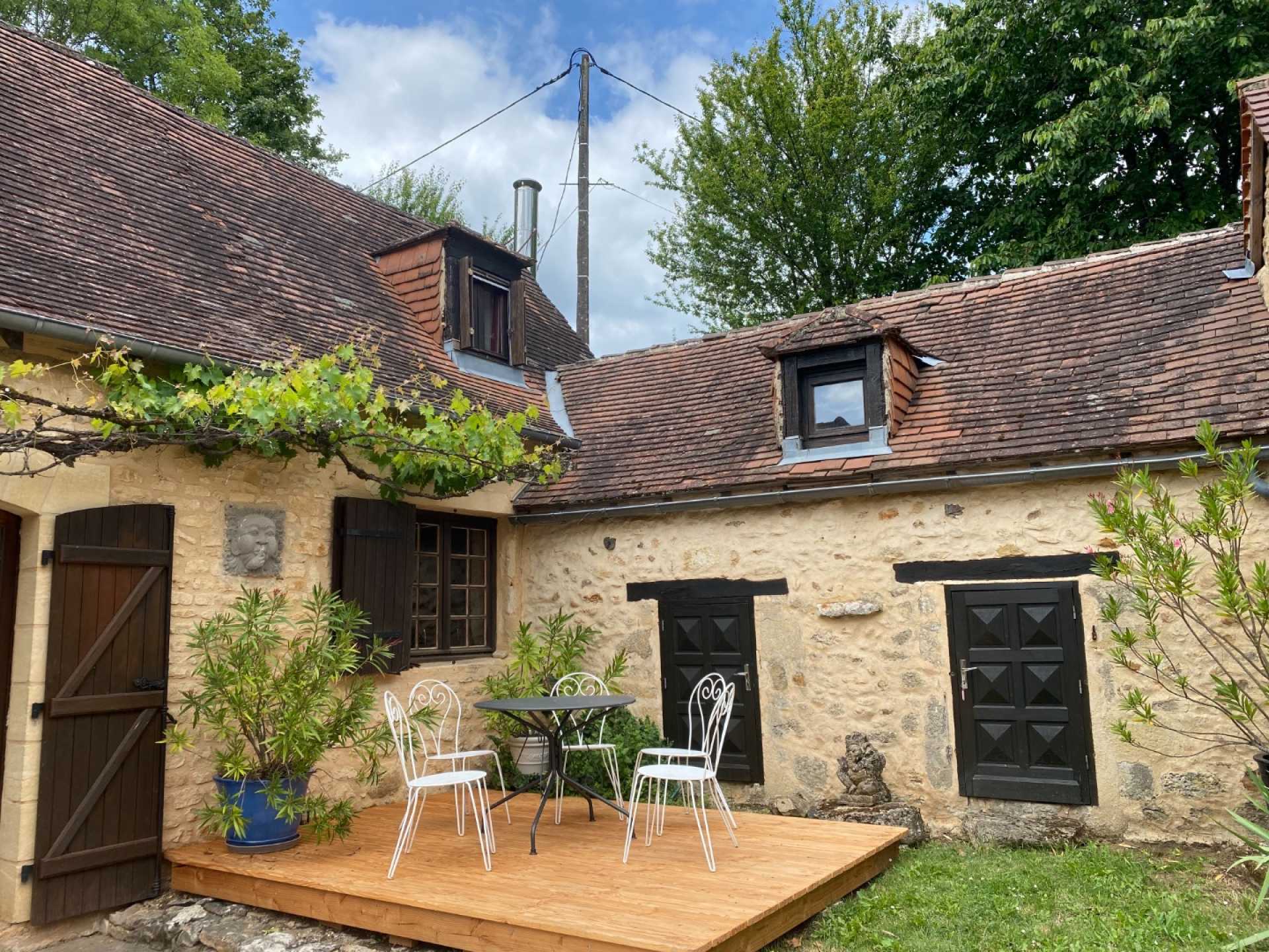 House in Les Eyzies, Nouvelle-Aquitaine 10829127