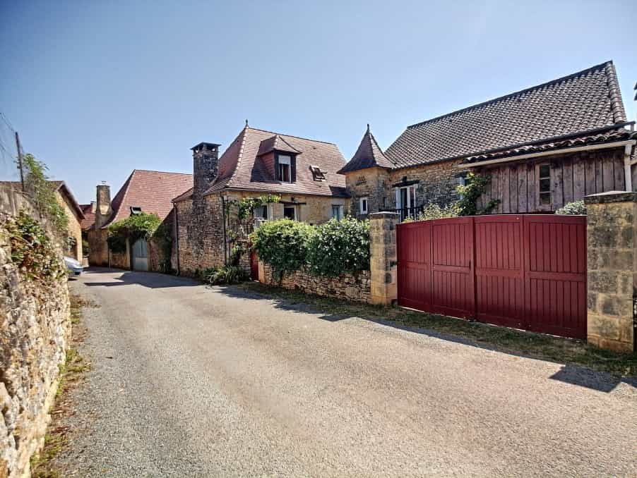房子 在 Cladech, Nouvelle-Aquitaine 10829162