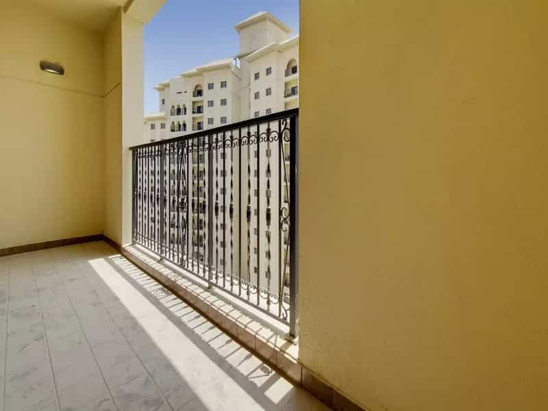 Condominium in Warisaan, Dubayy 10829368