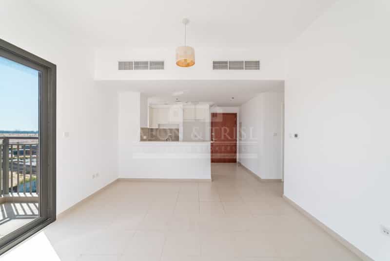 Condominium in `Ud al Bayda', Dubayy 10829454