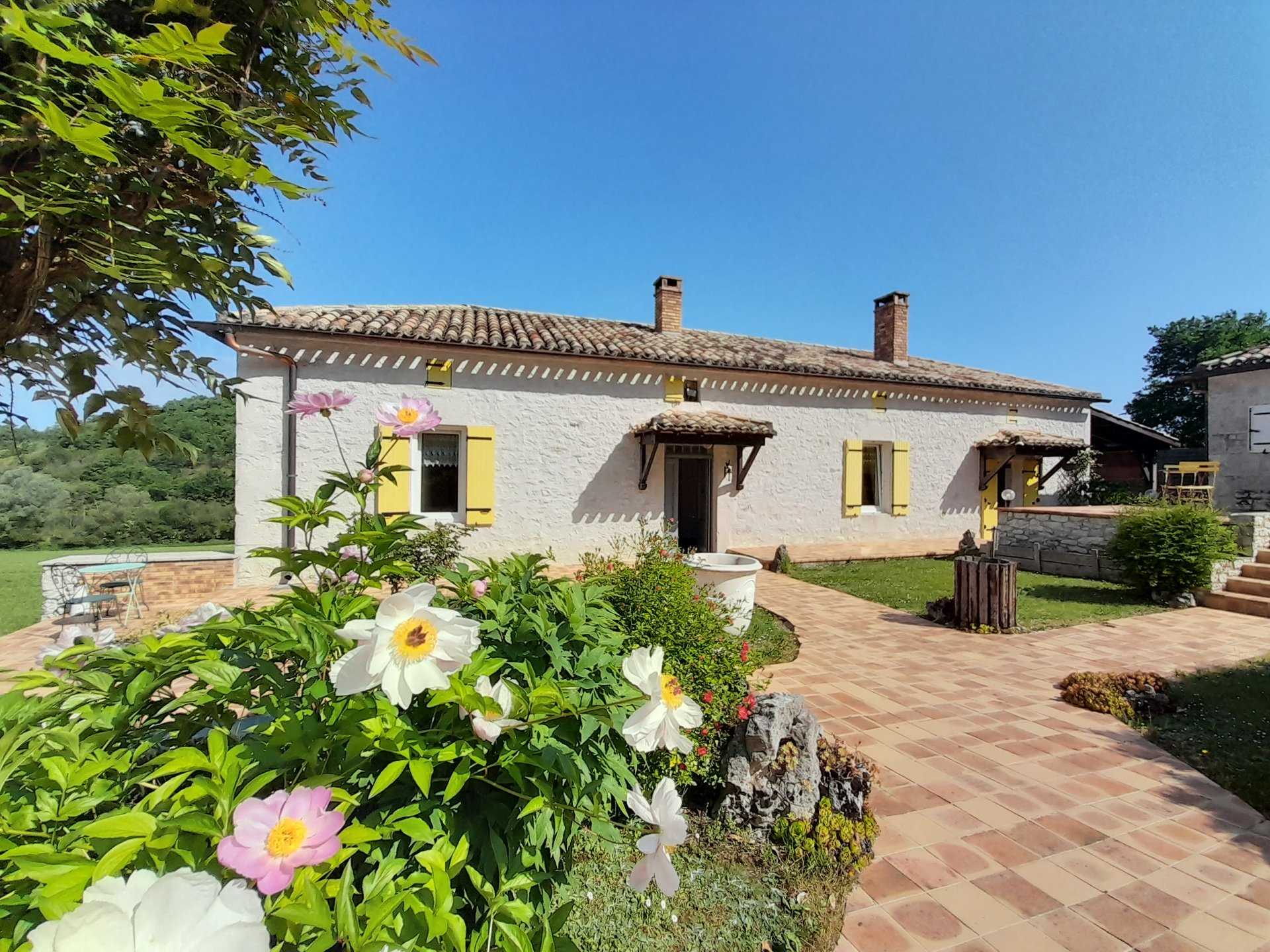 rumah dalam Montaigu-de-Quercy, Occitanie 10829575