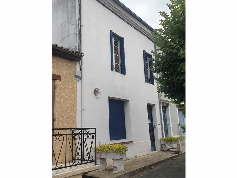 Dom w Lauzun, Nouvelle-Aquitaine 10829671