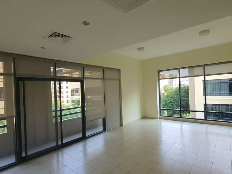 公寓 在 Dubai, Dubai 10829743