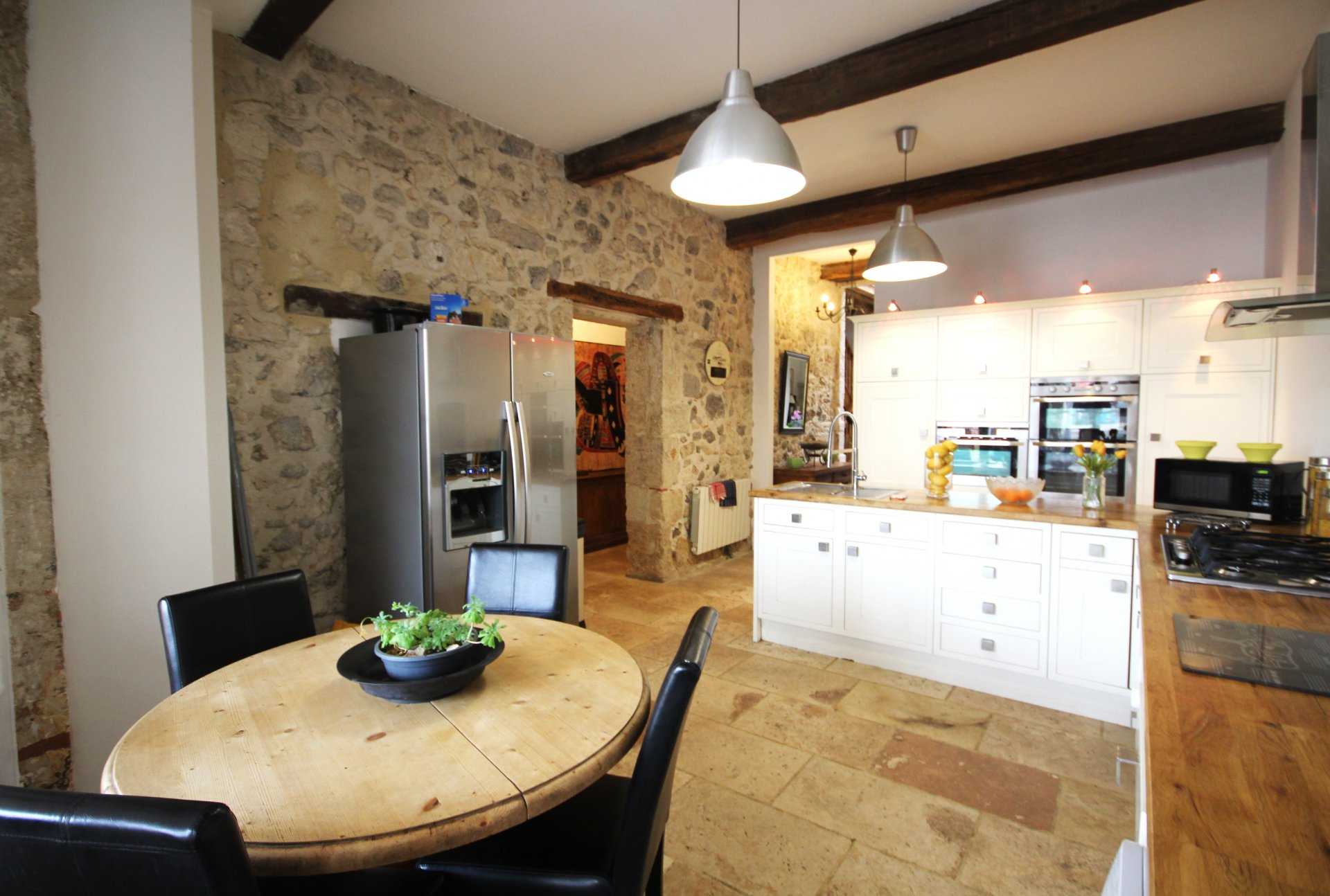 House in Sos, Nouvelle-Aquitaine 10829791