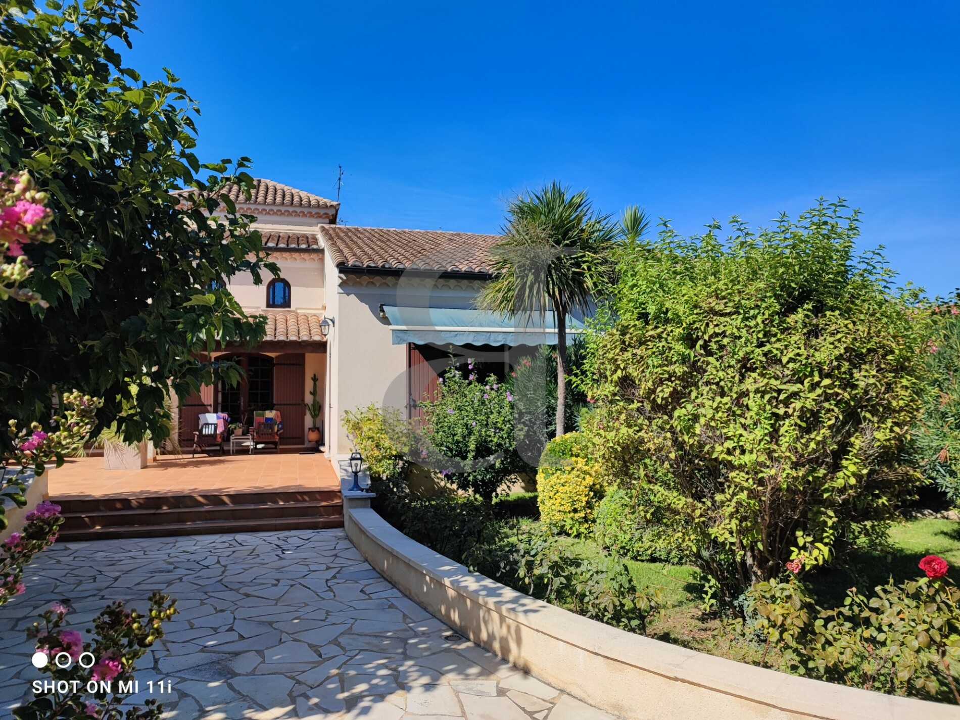 casa no Valréas, Provença-Alpes-Costa Azul 10829857